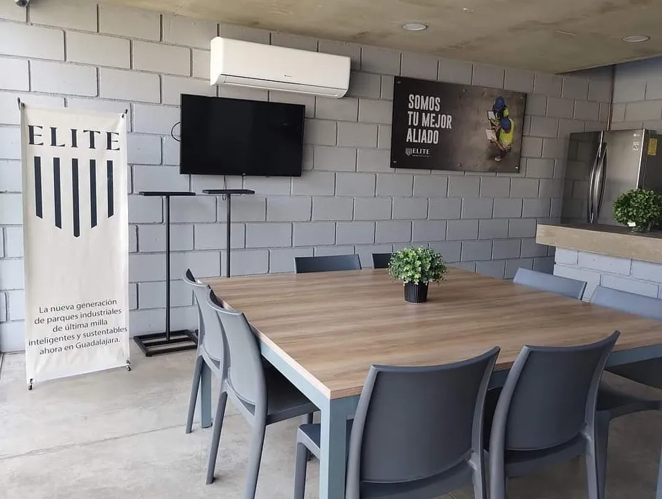 Foto 8 de Bodega en Renta , NAVE – Parque Industrial     TLAJOMULCO SUR