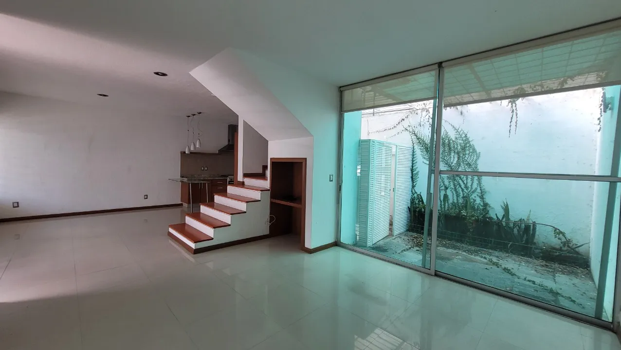 Foto 8 de Casa en renta en Calzada Central, Granja, Zapopan