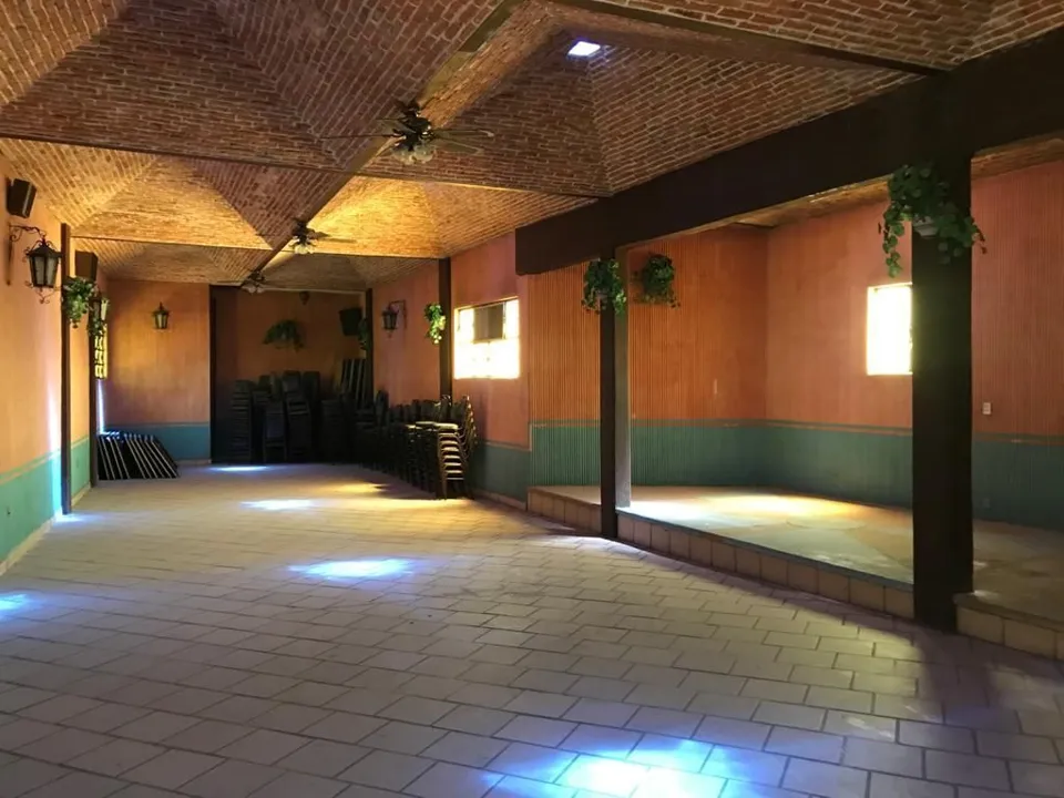 Foto 9 de Terreno en venta con locales comerciales y salón de eventos en colonia Morelos, Guadalajara, Jalisco