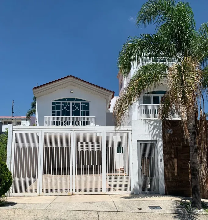 Casa venta en Ciudad Bugambilias Segunda Sección, Zapopan