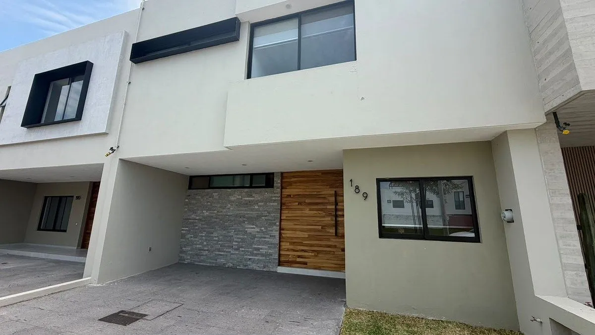 Casa en renta en Solares