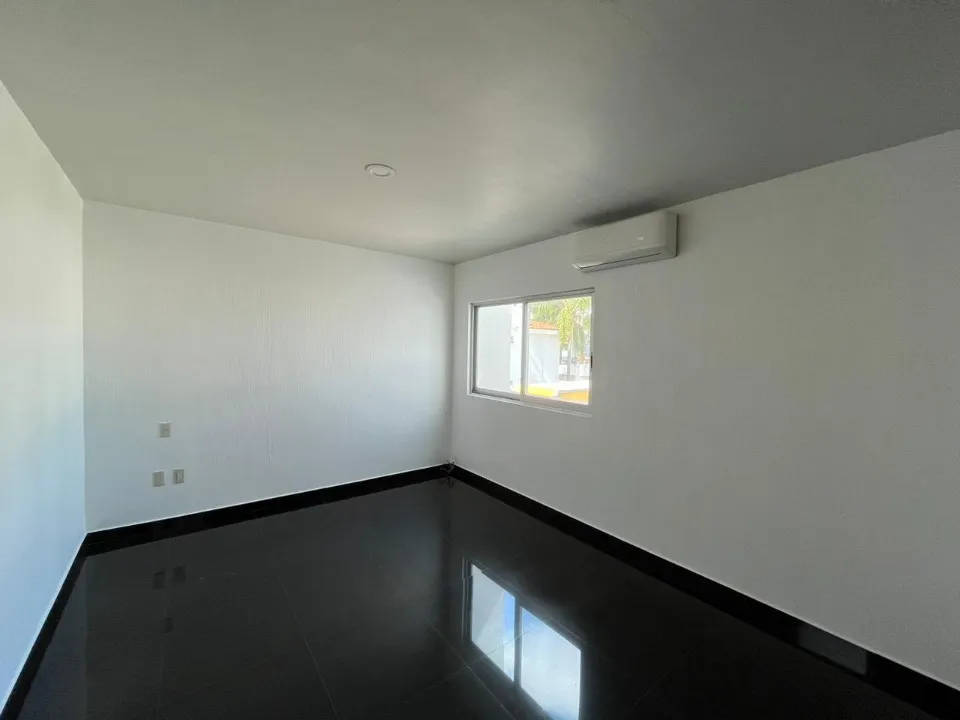 Foto 4 de Casa en renta en Palacio, Jardín Real, Zapopan