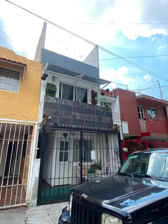 Casa en venta en Isla Malden, Jardines del Sur, Guadalajara