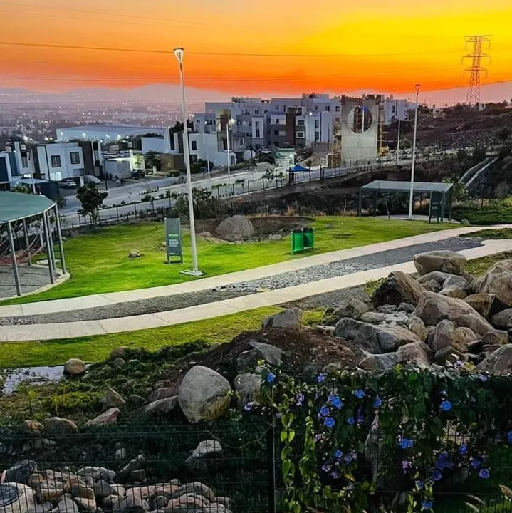 Terreno en Fraccionamiento Zimalta en Venta