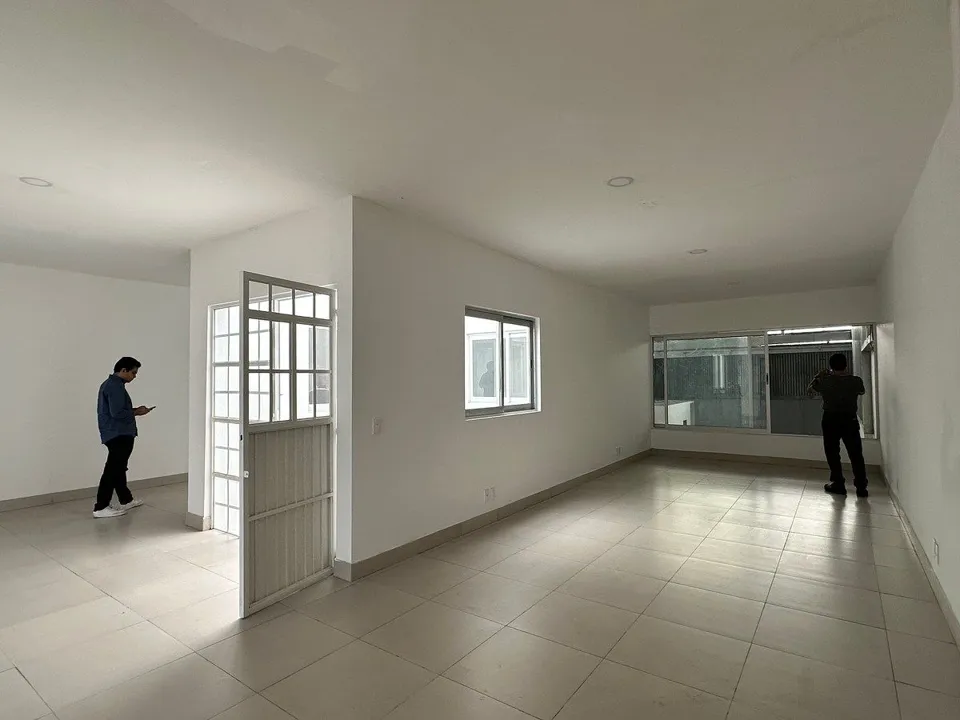 Foto 5 de Bodega Comercial Remodelada en Renta.  Colonia Santa Teresita. Guadalajara