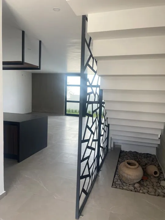 Foto 2 de VALLE IMPERIAL; CASA EN VENTA CON EXCELENTE UBICACIÓN DESNTRO DE COTO