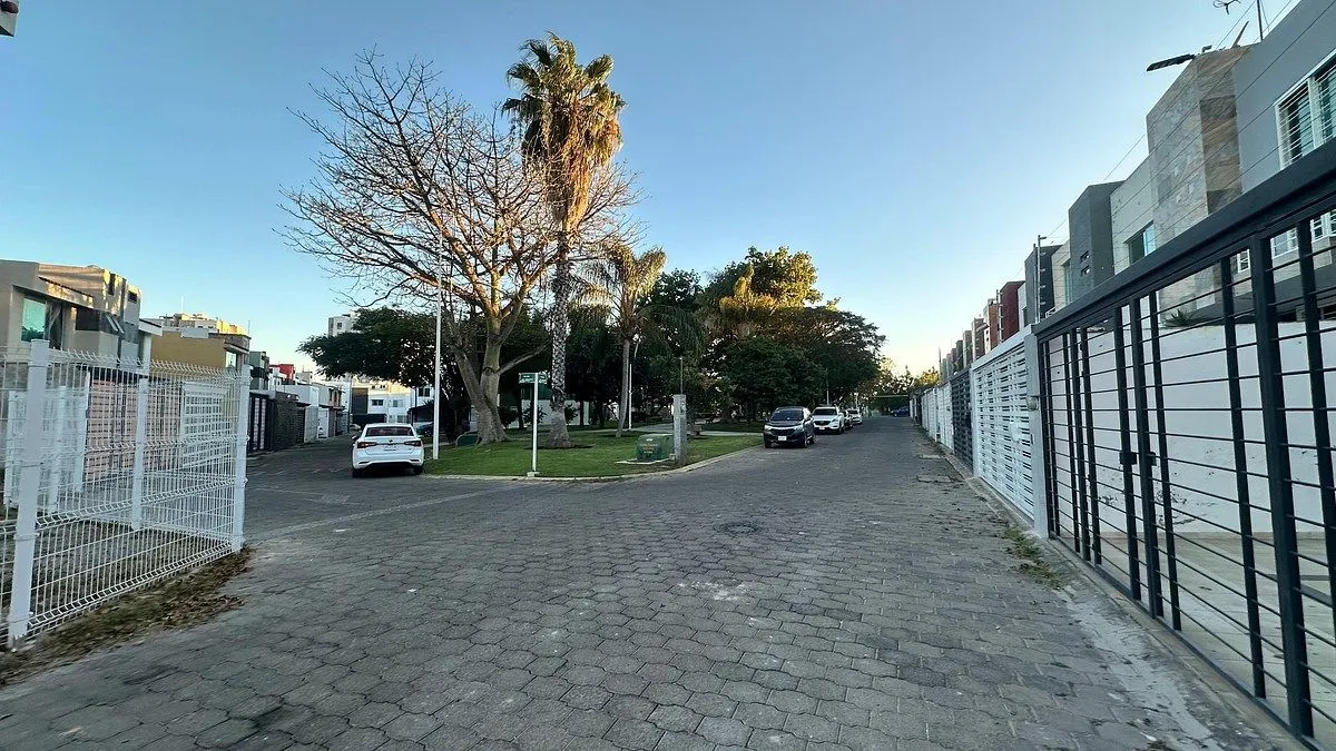 Foto 2 de Casa en Valdepeñas-Vista al parque del coto