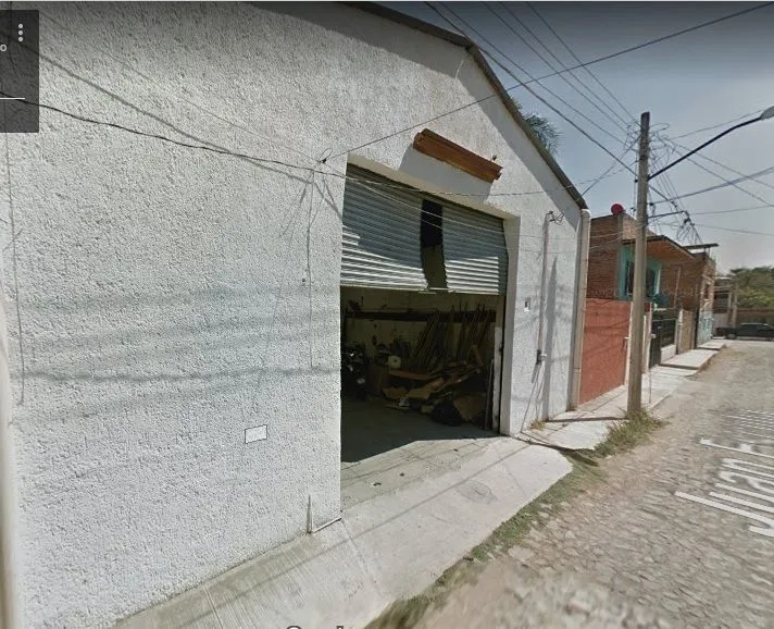 Venta de Bodega entre Adolf Horn y Periférico