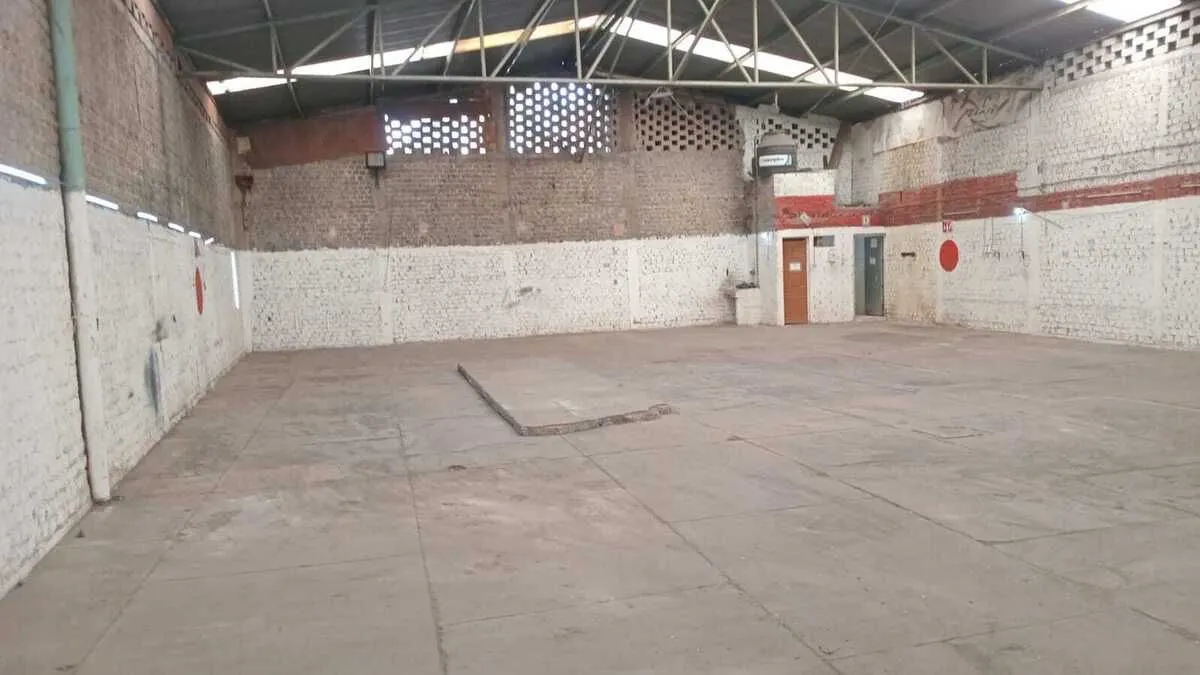Foto 3 de Venta de Bodega entre Adolf Horn y Periférico