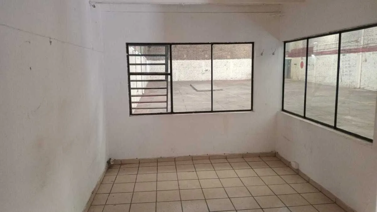 Foto 7 de Venta de Bodega entre Adolf Horn y Periférico