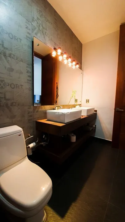 Foto 4 de Hermosa Residencia en Venta, Galerías Santa Anita, Sendero de las Moras