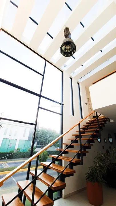 Foto 9 de Hermosa Residencia en Venta, Galerías Santa Anita, Sendero de las Moras