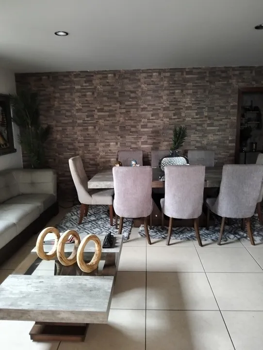 Foto 6 de Casa en Venta en Residencial del Valle, Colonia Atemajac del Valle