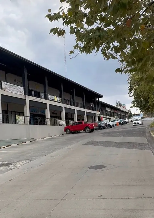 Foto 3 de Local en Venta en Plaza Adamar - Av. Adamar L39
