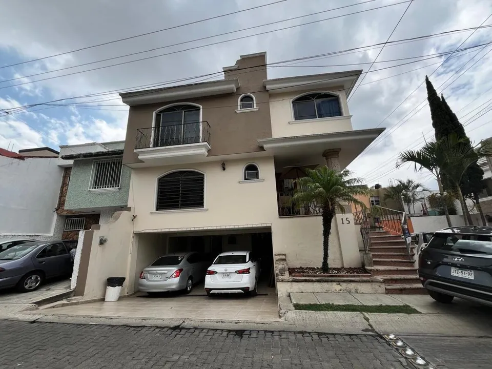 Casa en Venta en Residencial Plaza Guadalupe - Coto la Castilla 809