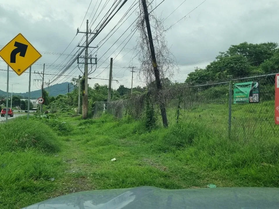 Foto 8 de Terreno en venta en Circuito Metropolitano Sur, Centro, Tlajomulco de Zúñiga