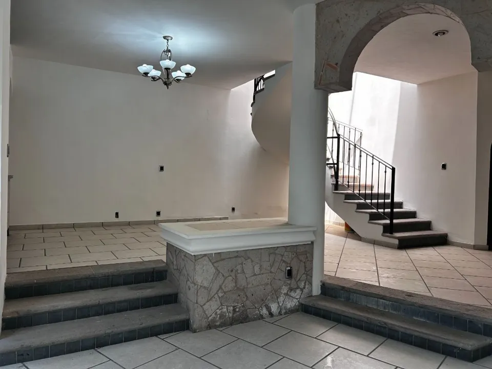 Foto 4 de Casa en Venta, rec PB, Fraccionamiento Residencial Revolución, Tlaquepaque