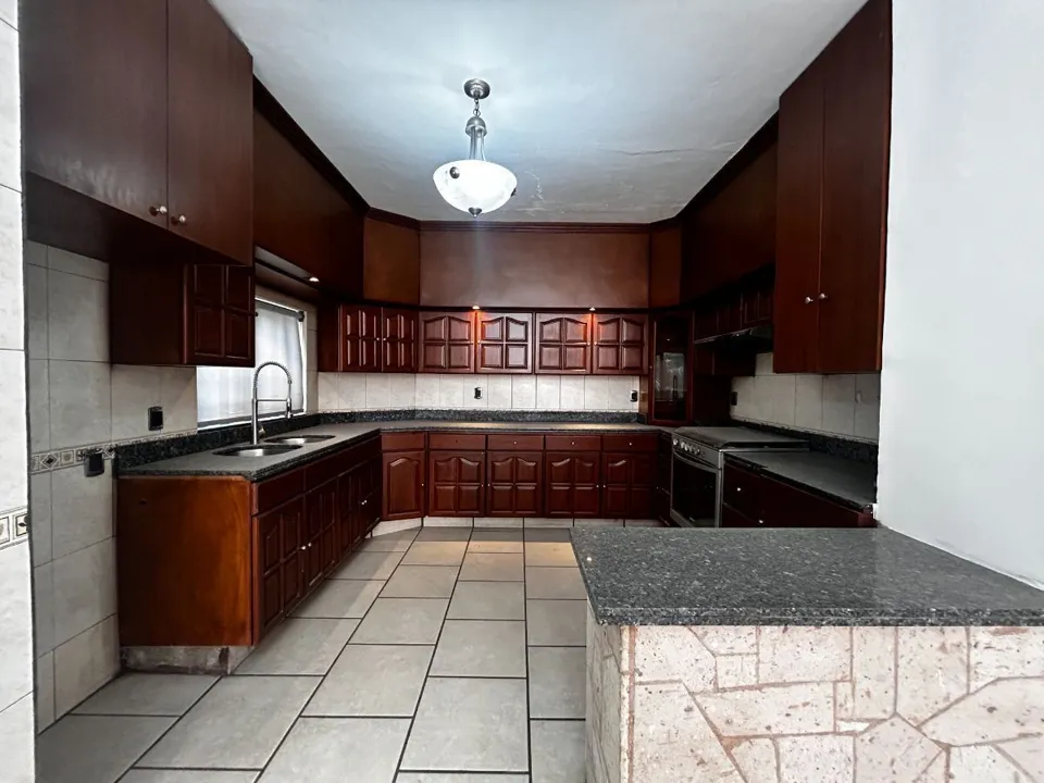 Foto 5 de Casa en Venta, rec PB, Fraccionamiento Residencial Revolución, Tlaquepaque