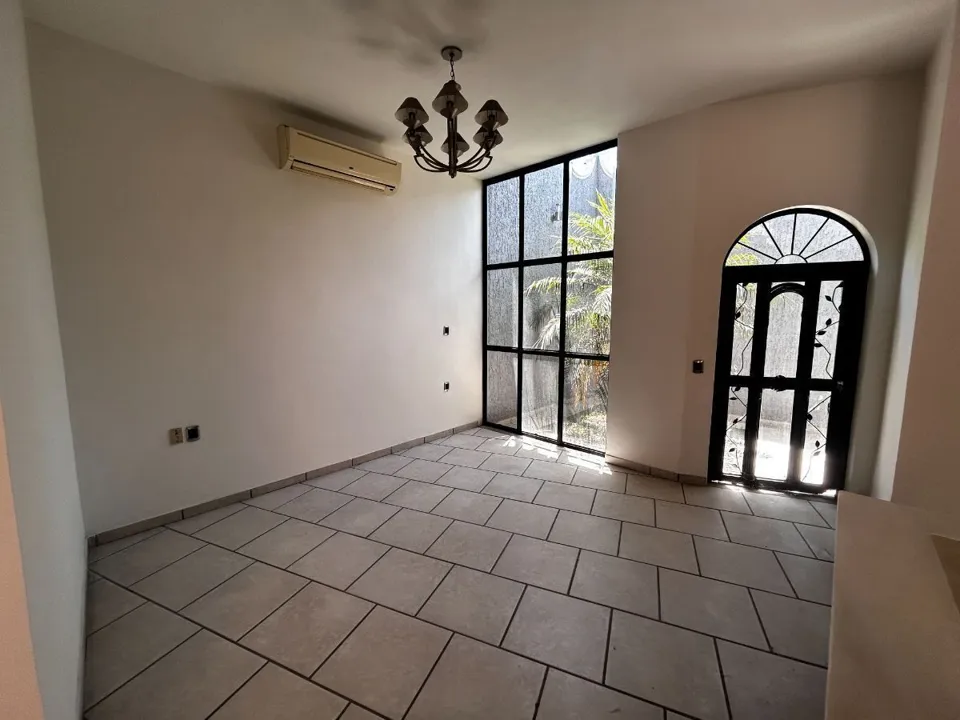 Foto 7 de Casa en Venta, rec PB, Fraccionamiento Residencial Revolución, Tlaquepaque