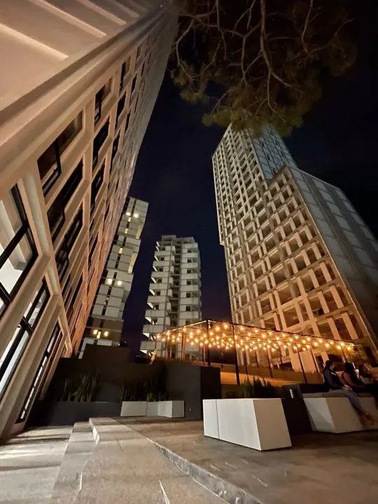 Renta Departamento Amueblado en Desarrollo Ventura Vertical Zona Real