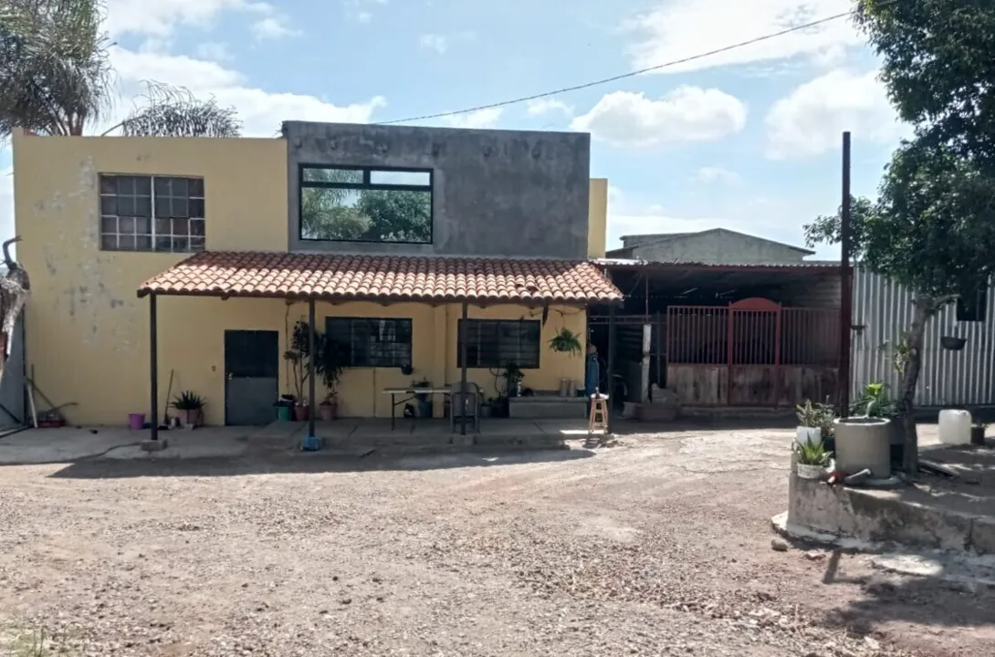 Foto 2 de Terreno en Venta en Circuito Metropolitano Sur - San Martin de las Flores