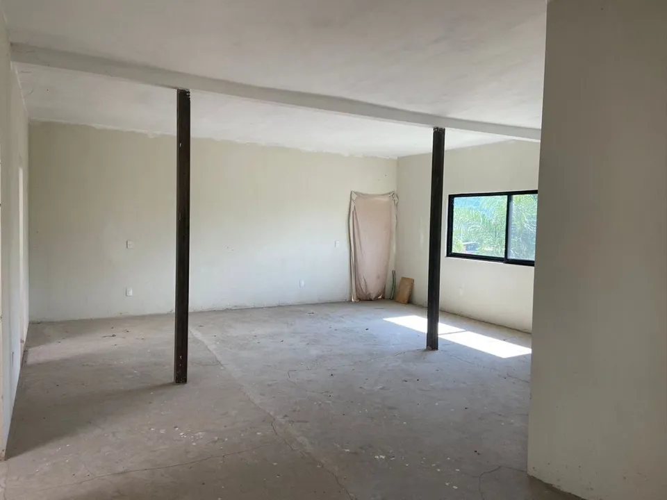 Foto 9 de LOCALES COMERCIALES EN VENTA, CON TERRENO Y BODEGA