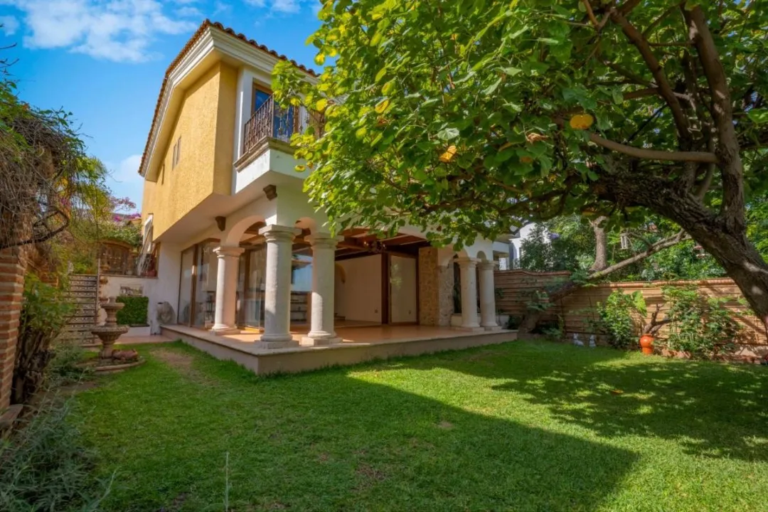 Foto 4 de Casa en venta en Paseo de los Virreyes, Virreyes Residencial, Zapopan