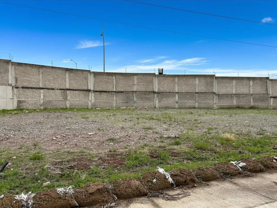 Foto 2 de Terreno en Venta en Capital Norte - Condominio Grand L19