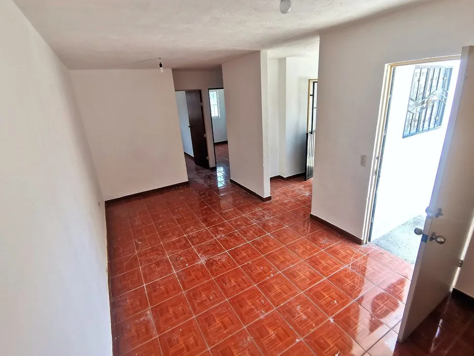 Foto 6 de Casa Remodelada en Venta en Hacienda Santa Fe