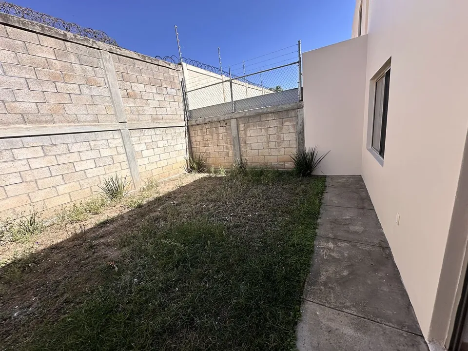 Foto 5 de Casa en Venta en Villa California - Coto La Jolla L12
