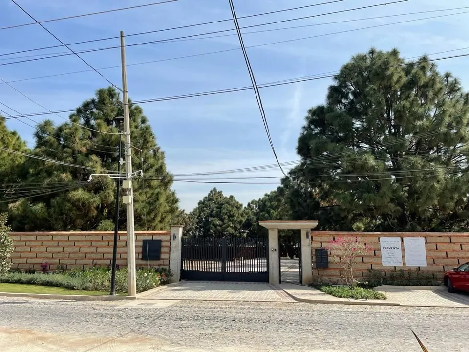 Terrenos en venta dentro del Fraccionamiento San Acasio.