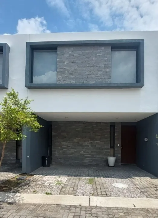 Foto 2 de Casa en renta en Calle Laurel Dulce No. 3851, Puerta Laurel Norte, Zapopan