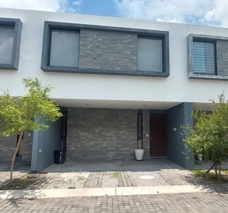 Casa en renta en Calle Laurel Dulce No. 3851, Puerta Laurel Norte, Zapopan