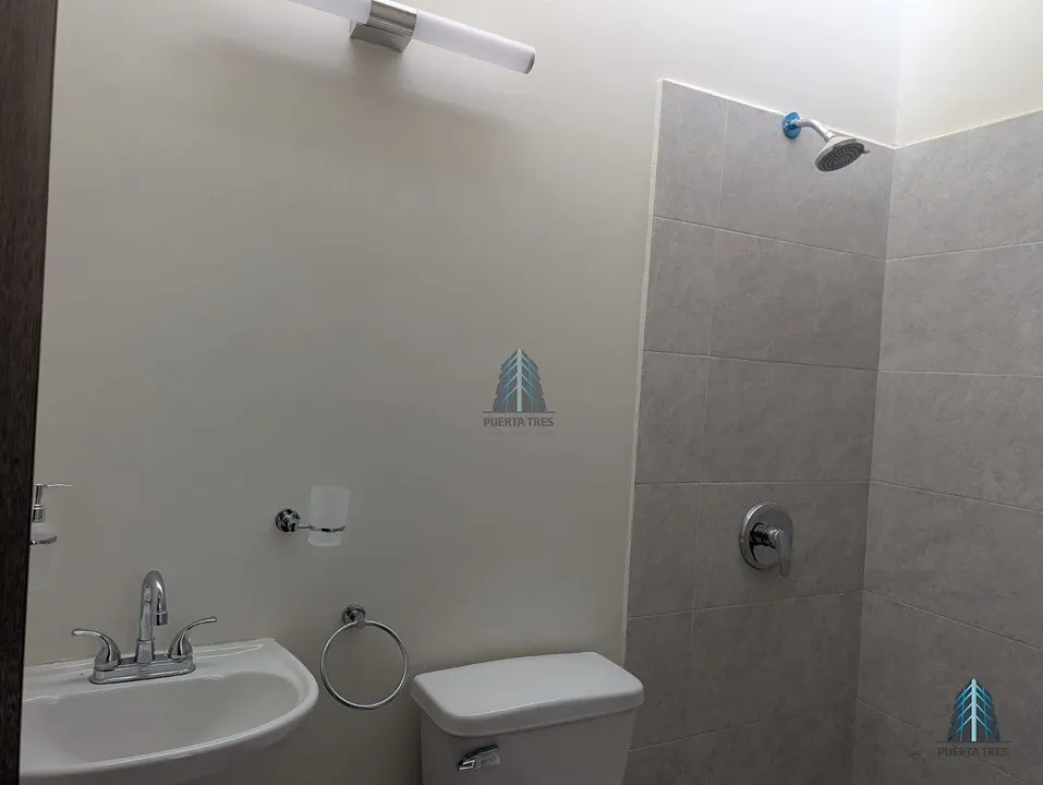 Foto 8 de Modernas Casas en renta en Paseos del Camichin