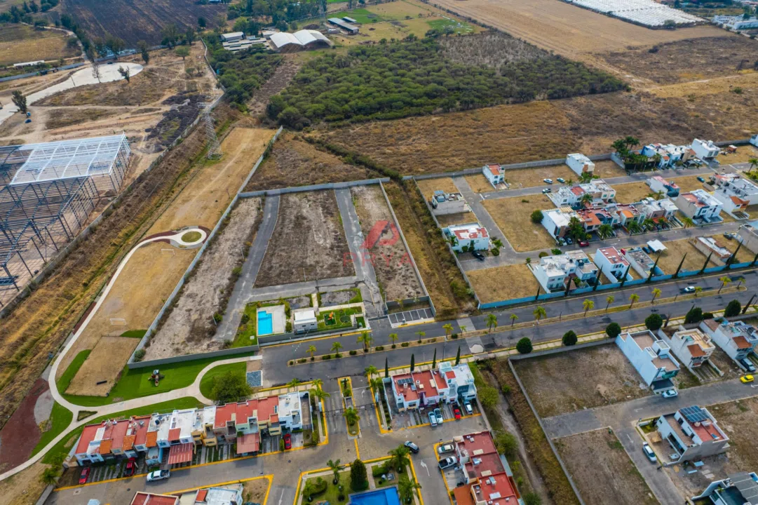 Foto 8 de Terrenos en venta Valle de las Flores Guadalajara | Crédito INFONAVIT y Bancario