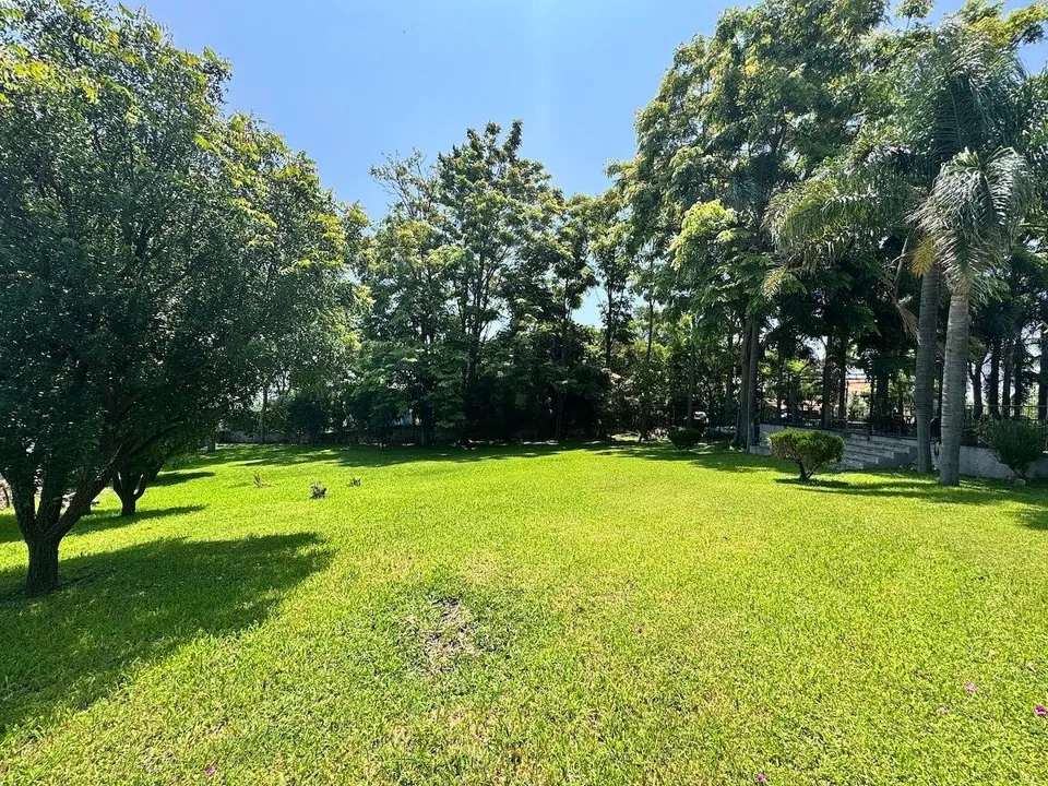 Foto 8 de Terreno en remate de $9,800,000 baja a $8,900,0000 en Colinas del Centinela