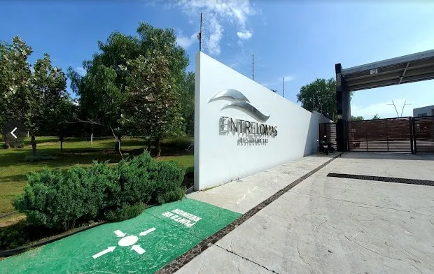 Terreno en venta en Av. Parque Virreyes, Condominio Entre Lomas, Zapopan