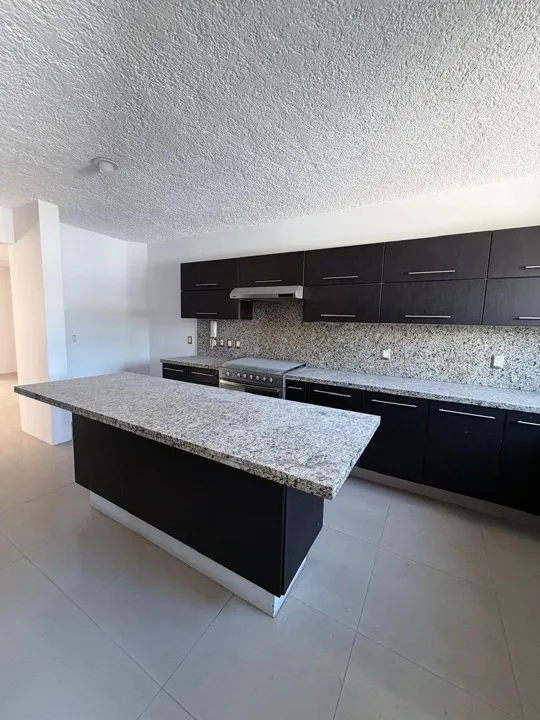 Foto 4 de OPORTUNIDAD CASA EN VENTA EN PALMA REAL
