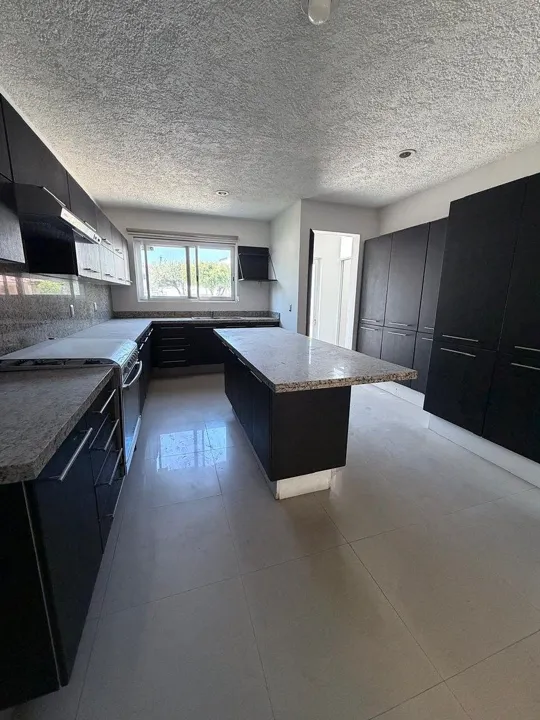 Foto 5 de OPORTUNIDAD CASA EN VENTA EN PALMA REAL