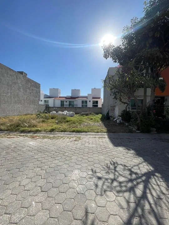 Foto 3 de Terreno en Venta en Fraccionamiento Casa Fuerte - Casa Fuerte 240