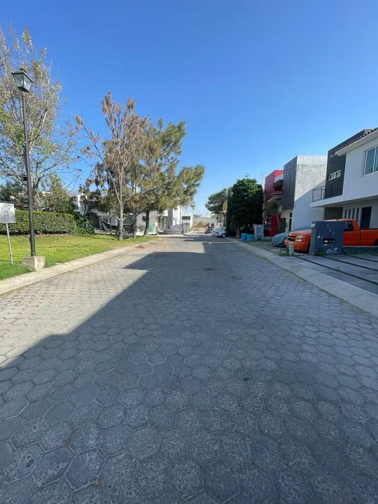 Foto 5 de Terreno en Venta en Fraccionamiento Casa Fuerte - Casa Fuerte 240