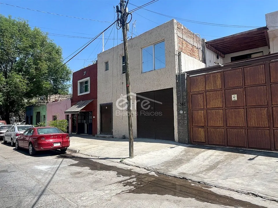Foto 2 de Bodega en venta en Medrano, Guadalajara | 412.59 m²