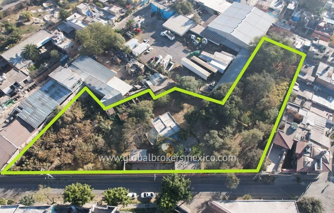 Terreno en Venta en Santa María Tequepexpan, Tlaquepaque, Jalisco