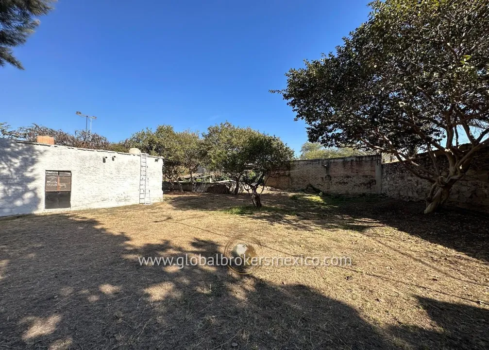 Foto 9 de Terreno en Venta en Santa María Tequepexpan, Tlaquepaque, Jalisco