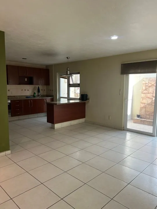 Foto 3 de CASA EN VENTA EN NUEVA GALICIA- ANDALUCIA