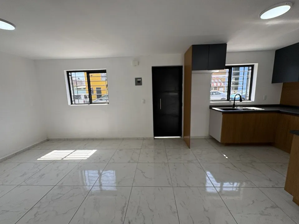 Foto 4 de Casa en Venta, Colonia Morelos, REMODELADA!