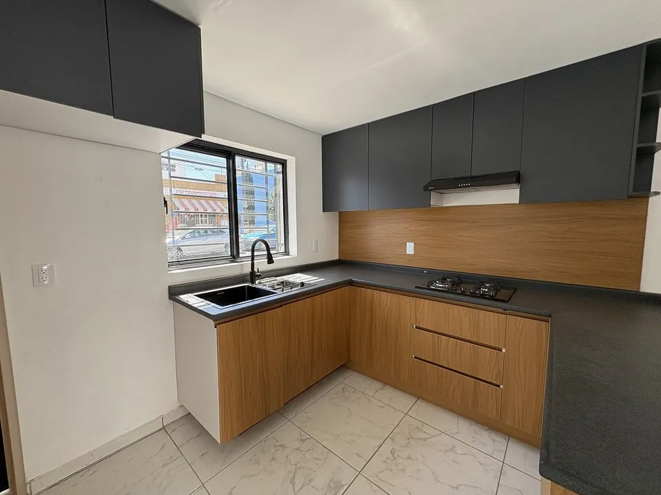 Foto 6 de Casa en Venta, Colonia Morelos, REMODELADA!