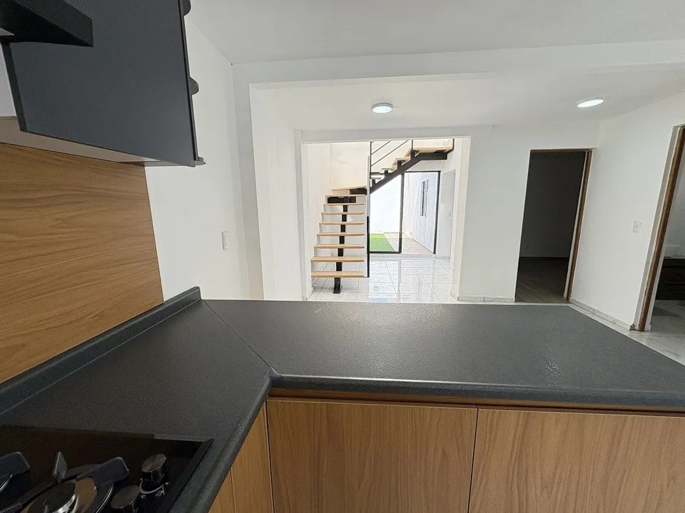 Foto 8 de Casa en Venta, Colonia Morelos, REMODELADA!