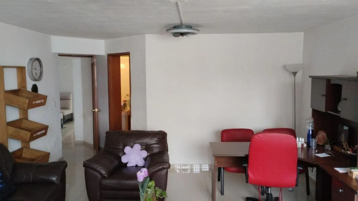 Foto 8 de Casa en venta en Avenida Abedules, Los Pinos, Zapopan