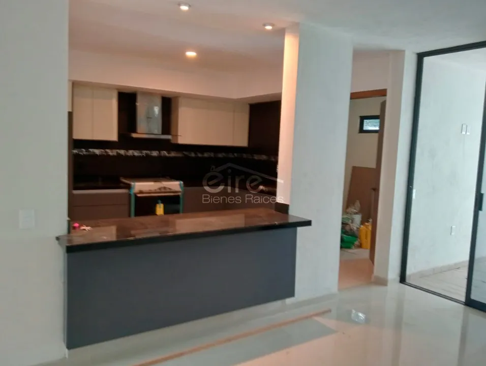 Foto 3 de Casa nueva en venta en Punto Sur II, Tlajomulco | 3 recámaras, roof garden y ame